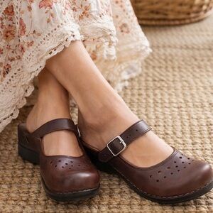Dansko Burgundy Brown Leather Mary Jane Clog Mules Perforated Comfort Shoes EU38